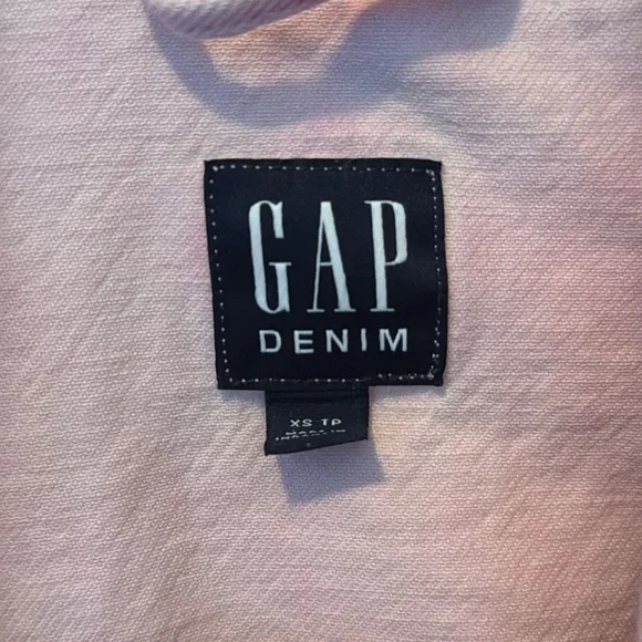 GAP Denim Jacket - Picture 2 of 3